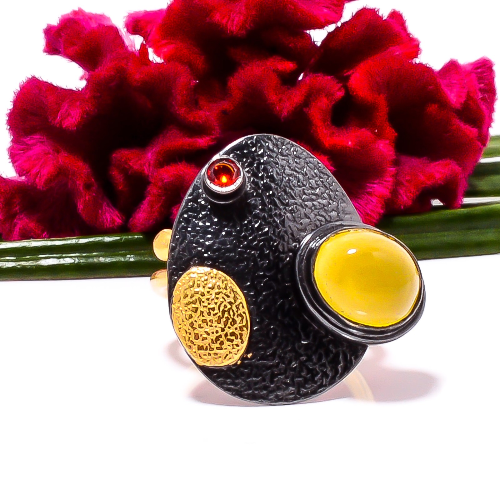 Yellow Onyx, Red Garnet Black & Gold Plated 925 Sterling Silver Ring s.7.5 Sku26