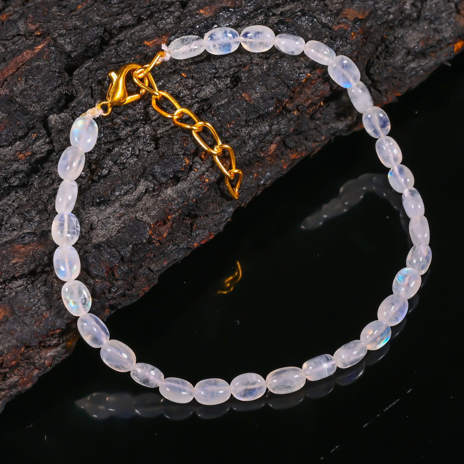 27 Ct. Natural Rainbow Moonstone Briolette Bracelet, Oval Gemstone 6X5X3-6X4X4MM