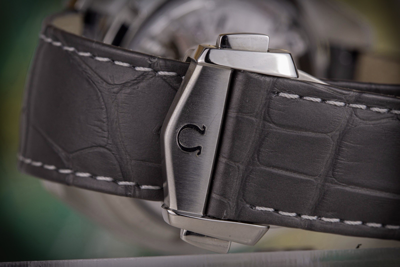 Omega Speedmaster Moonphase Co-Axial Master 304.23.44.52.06.001 2025 Complete