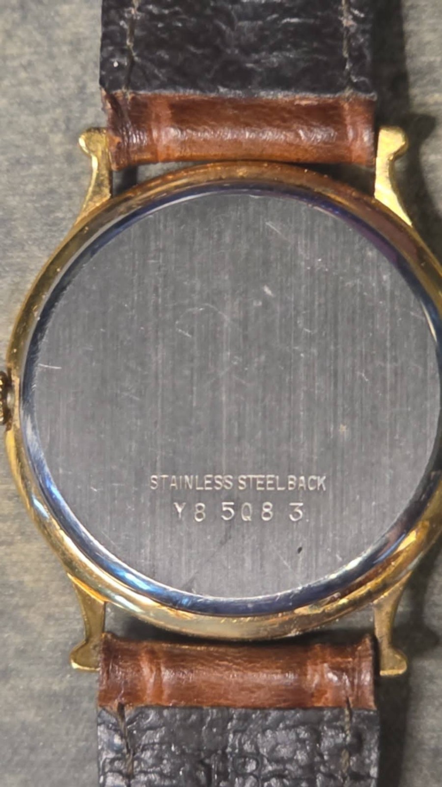 Vintage YEMA Paris Quartz Watch Gold Tone Working Y85083