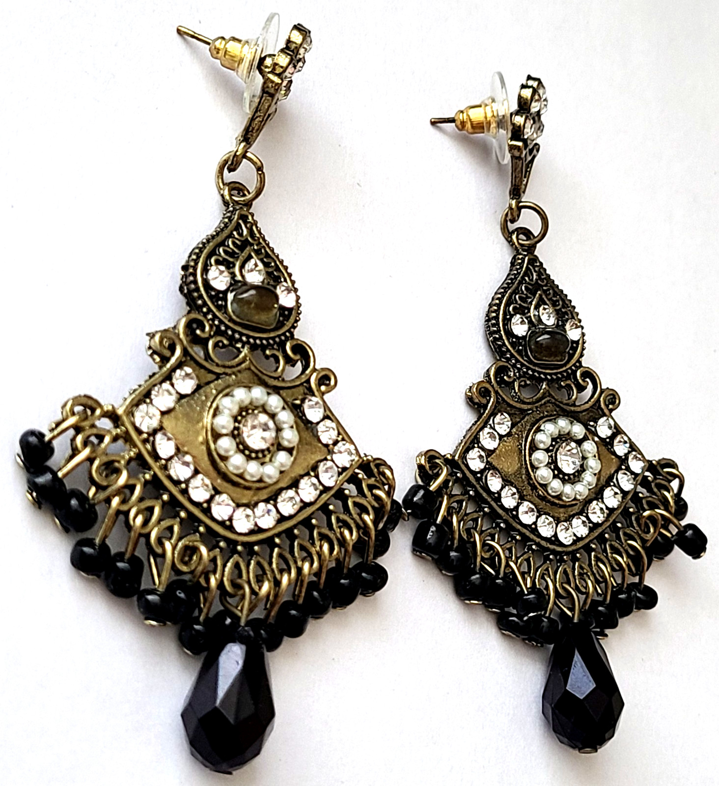 VINTAGE STUNNING GOLD TONE FAUX PEARL LUCITE CLEAR CRYSTAL PIERCED EARRINGS