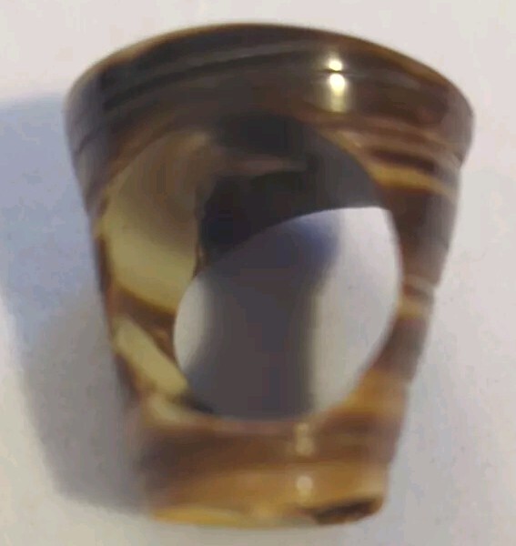 Unique Chunky Black White Brown Spiral Seashell Ring Size 6-61/2