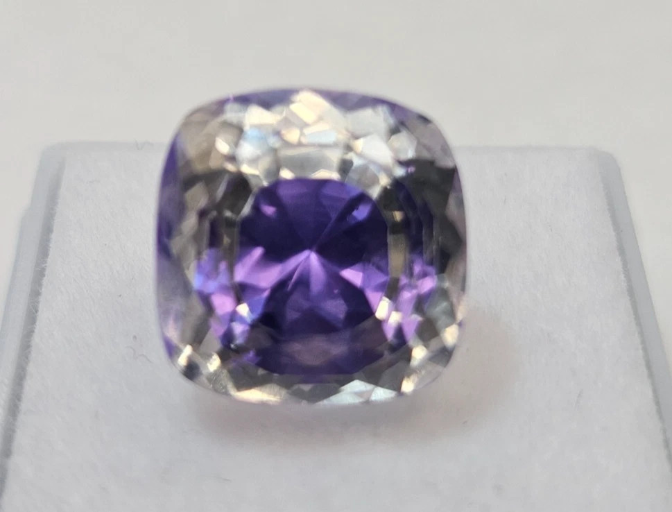 Natural Pitambari Sapphire Cushion Cut 13.20 Ct Loose PK Gemstone Certified