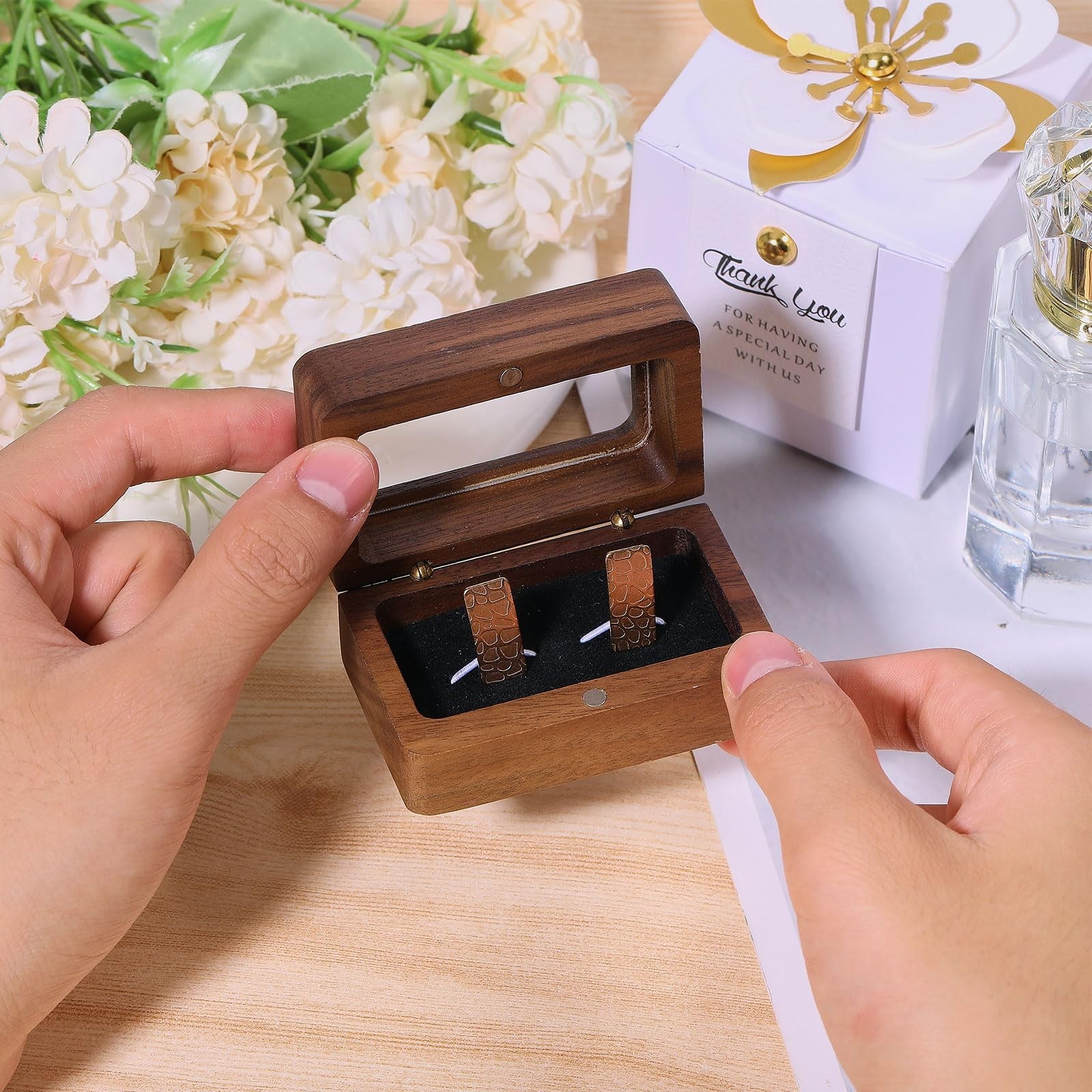 CHGCRAFT Walnut Wooden Cufflink Box with Window Square Small Cuff Links Displ…