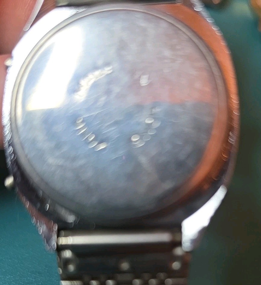 Benon Digital LCD Quartz