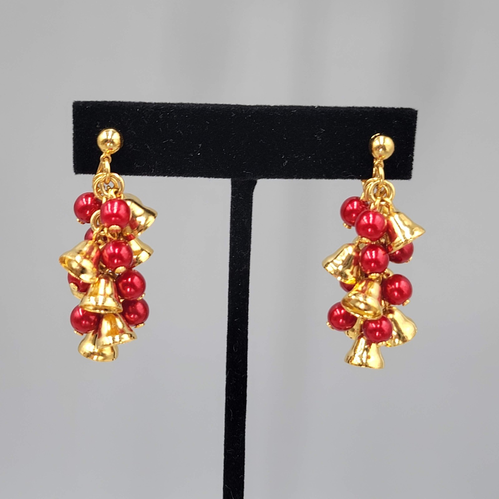 Vintage Avon Red Bead Jingle Bells Clip on Earrings Gold Plated Christmas 1.5″