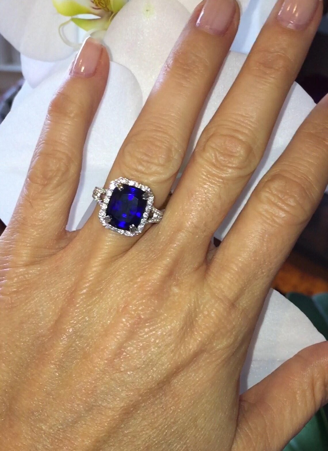 4.50 Ct Emerald Natural Sapphire & Diamond Engagement Ring 14K White Gold Size 6