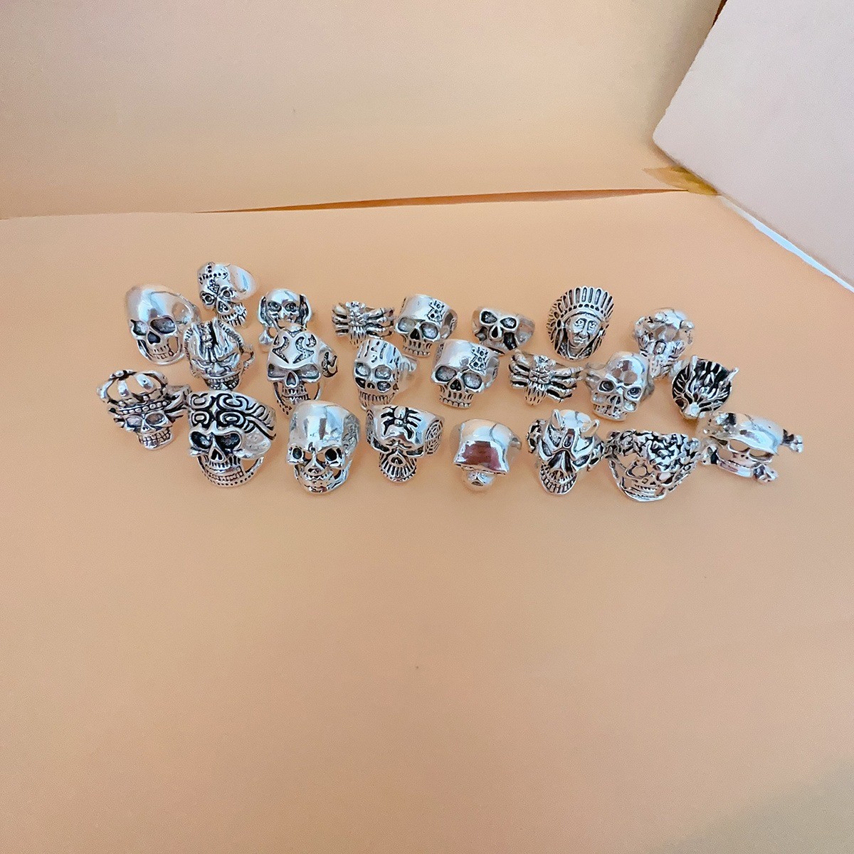 50/100Pcs Wholesale Vintage Skull Rings Punk Cool Goth Ring Set Chunky Retro Y2K