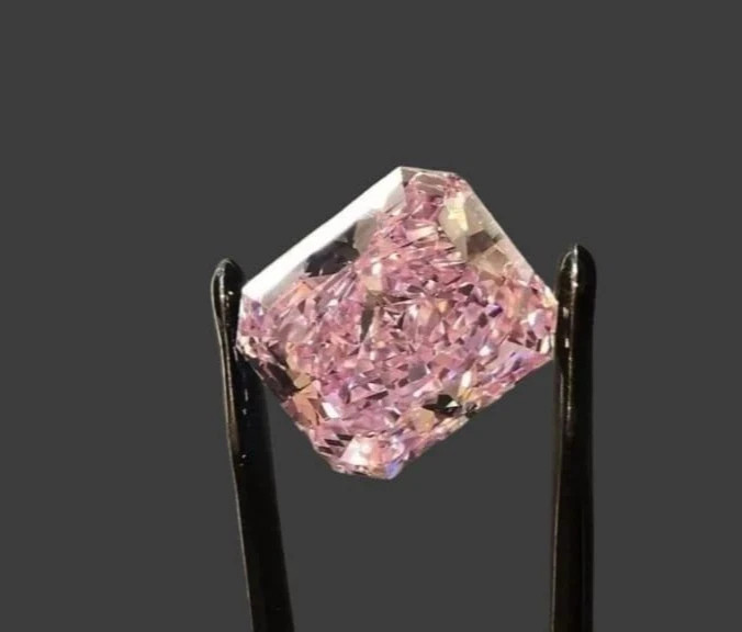 3 Ct Radiant Cut Lab-Grown sweet pink Diamond D Grade VVS1 Grad Quality Gemstone
