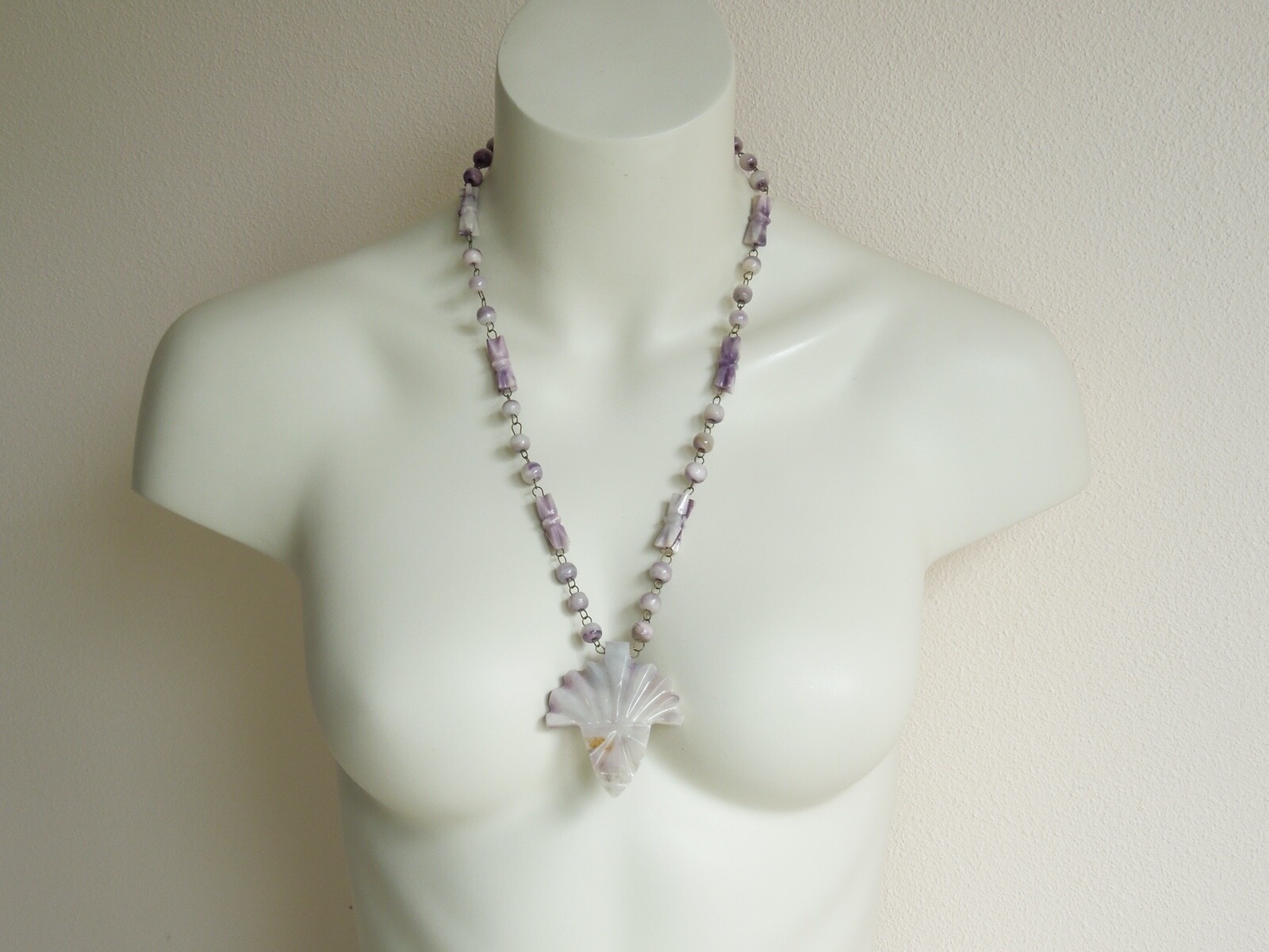 Vintage Necklace With Amethyst And Carved Pendant (Face) 67.1 G/65.5 CM