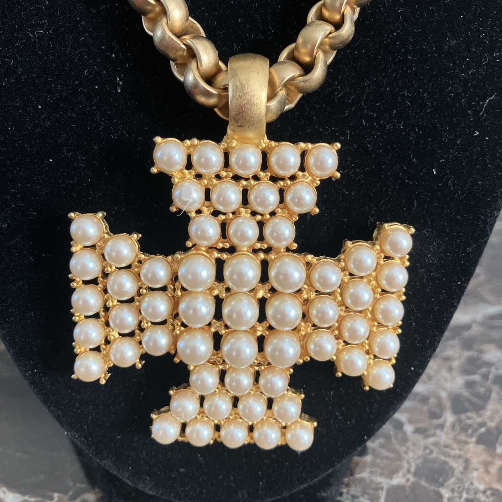 Vintage HIGH END Maltese Cross On Brushed Gold tone Heavy Chain – Ann Taylor?