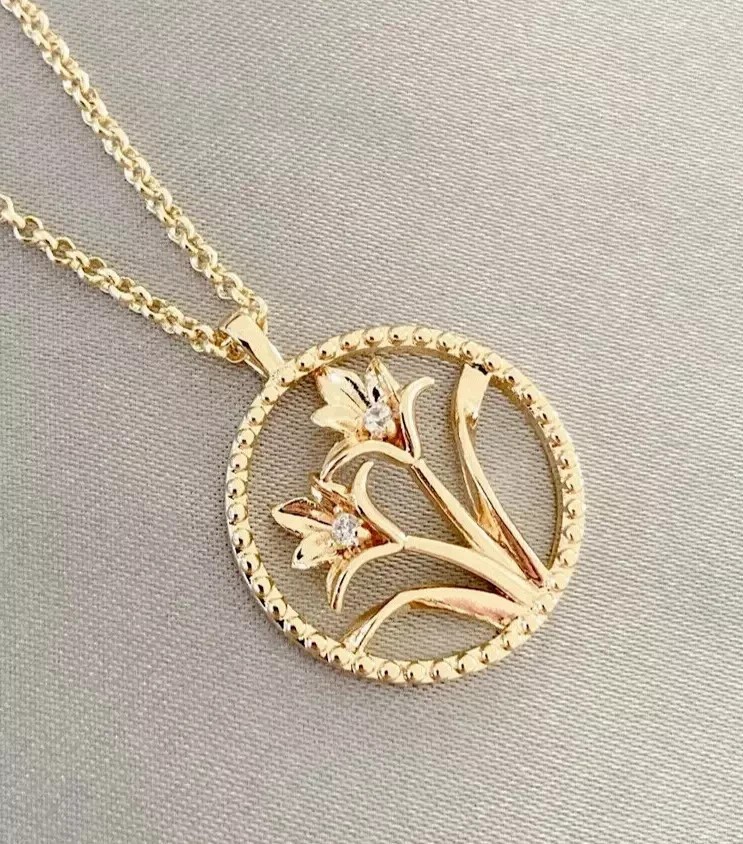 Round Cut Simulated Diamond Women’s Pendant With Chain In 14k Yellow Gold Plated