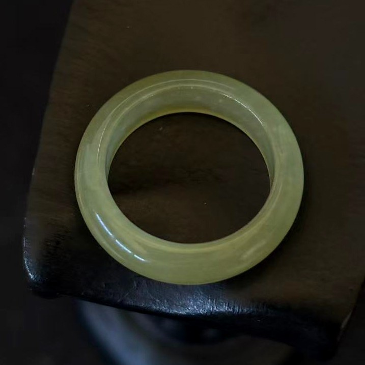 Natural Green Jade Ring Smooth Band, Width 6 mm, Size 7.75-8