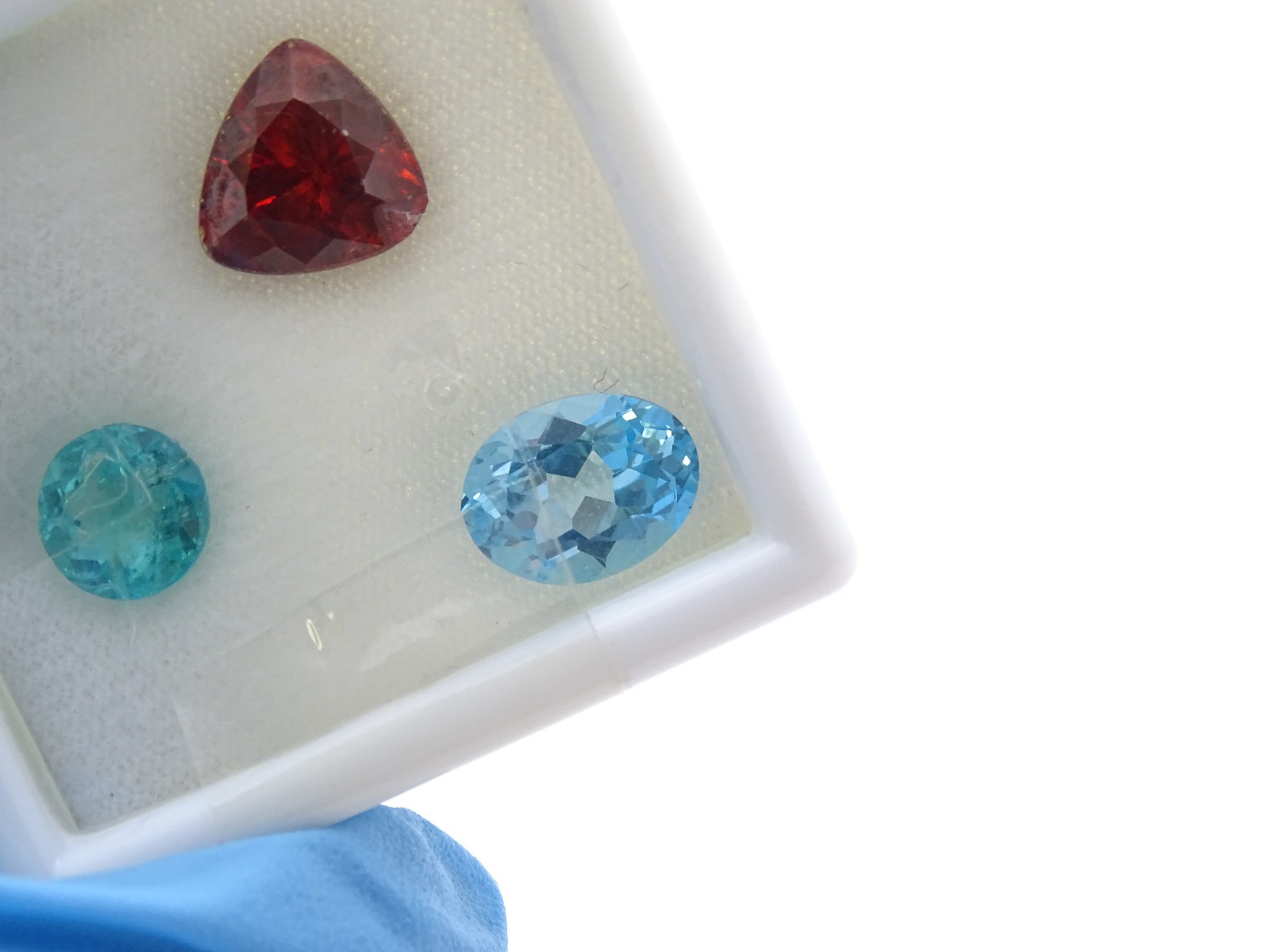 (3) Colored Stones / Assorted / Untested / Sealed / FedEx Free Shipping 332947_x