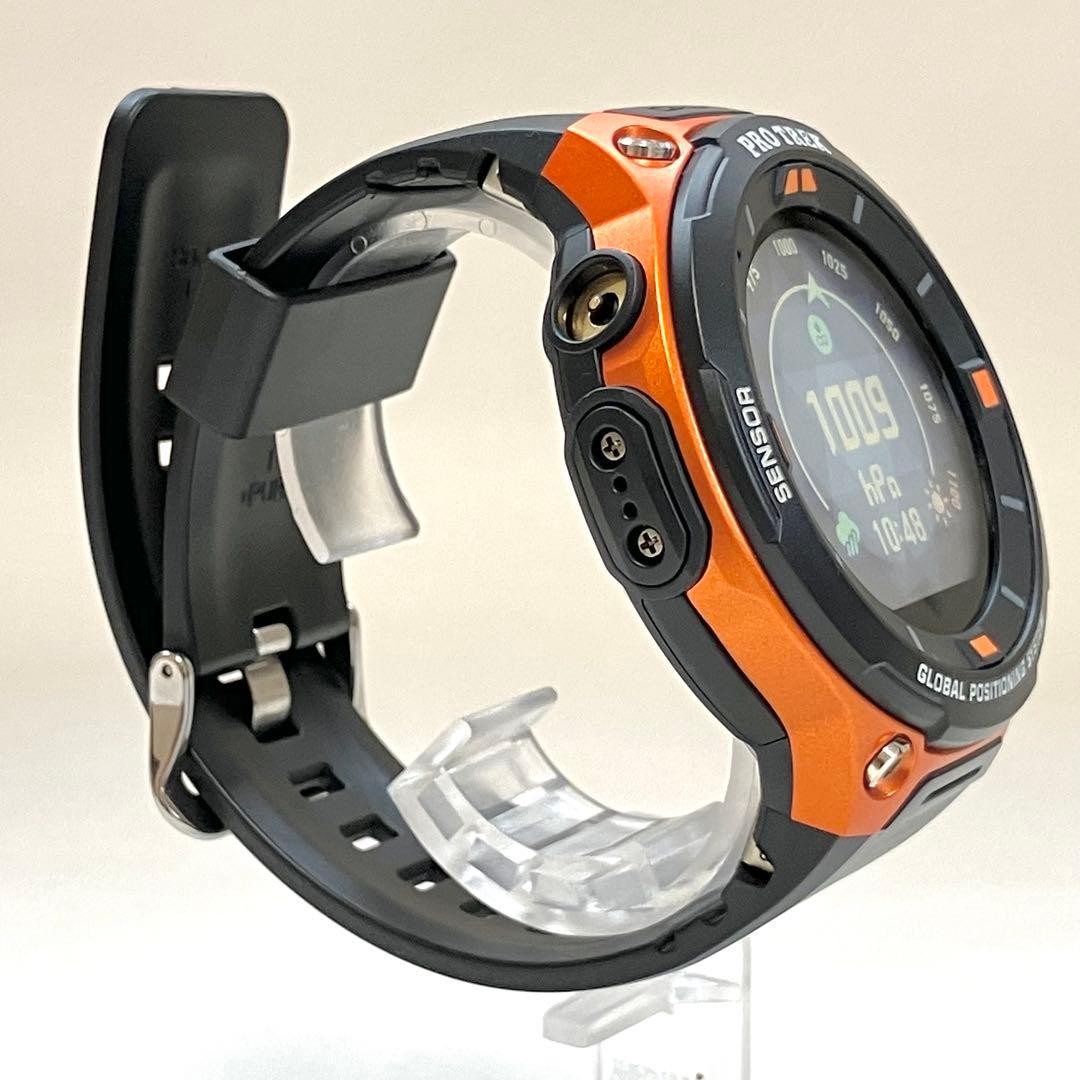 Excellent condition CASIO Pro Trek WSD F20 RG smartwatch orange