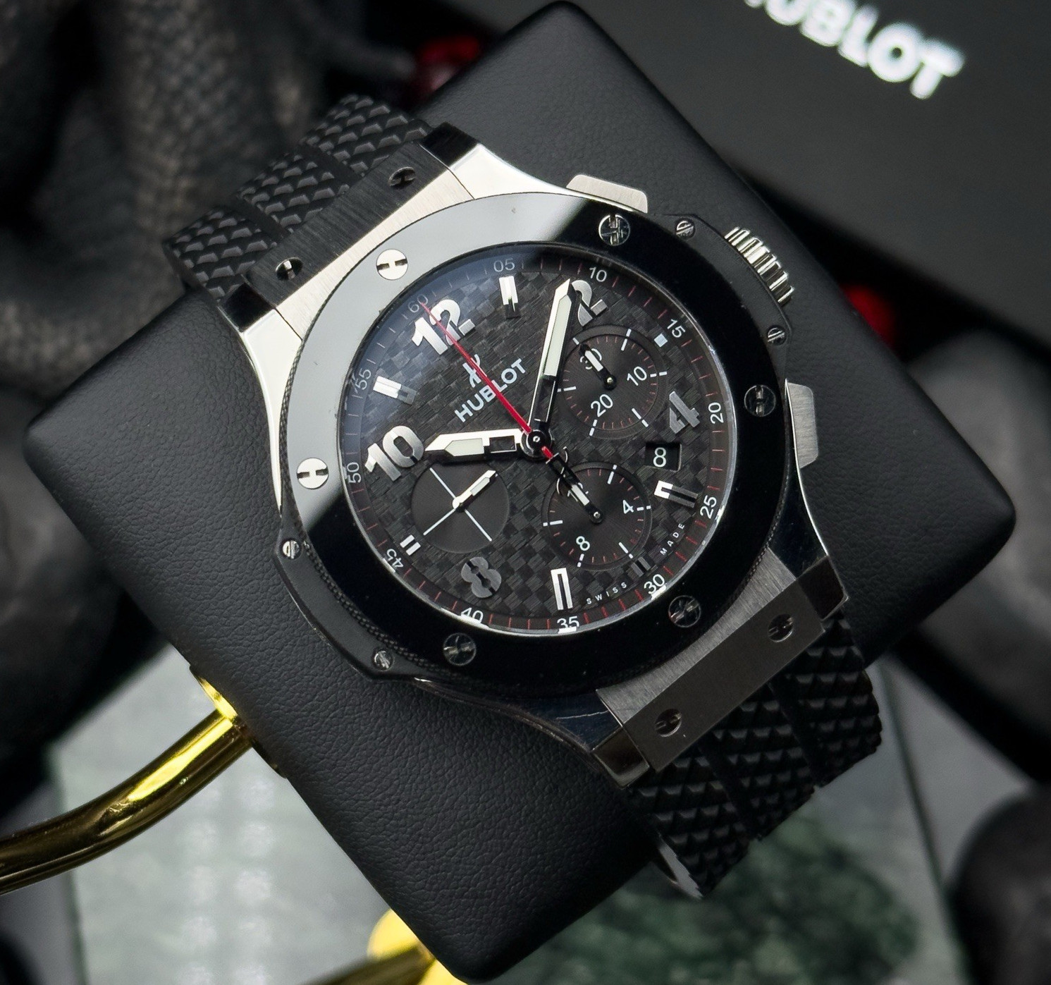 Hublot Big Bang Chronograph 301.SB.131.RX Carbon Dial / Ceramic + Extra Strap