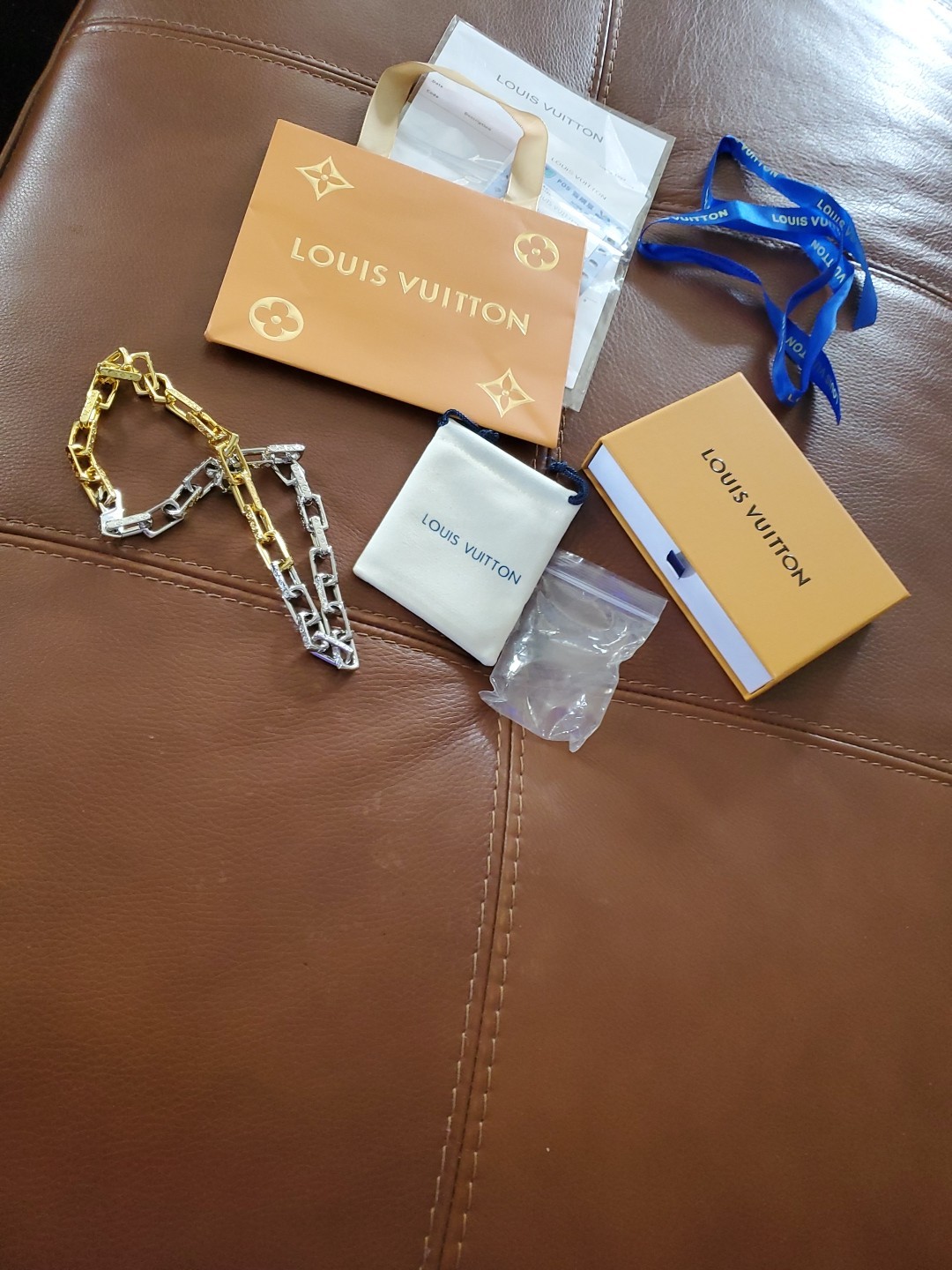 LOUIS VUITTON 20″ Chain Monogram Chain MENS Colorful Beautiful Unworn 2 Tones