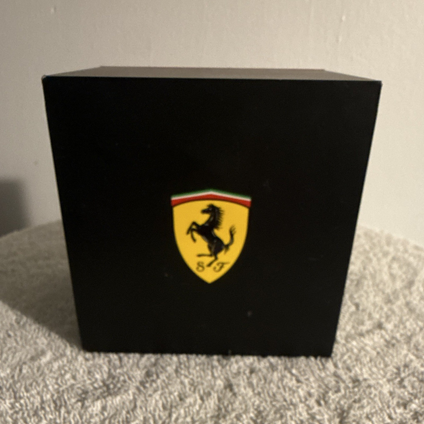 Ferrari RedRev Men’s Analog Watch Date 44mm Blue Rubber Strap w/ Box and papers