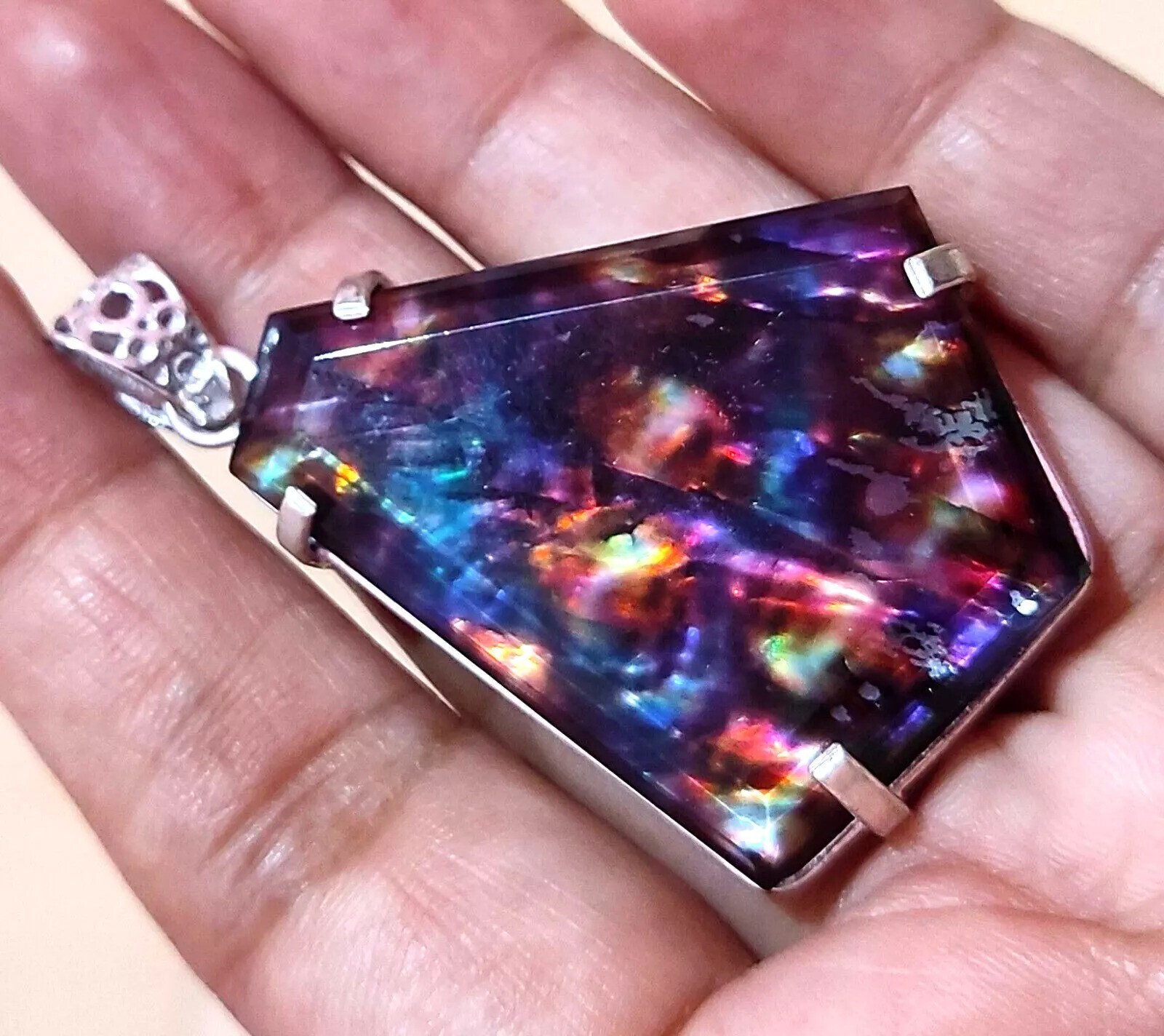 Natural Fancy Cut Pendant 92.57 Ct Ammolite Loose Gemstone 925 Sterling Silver
