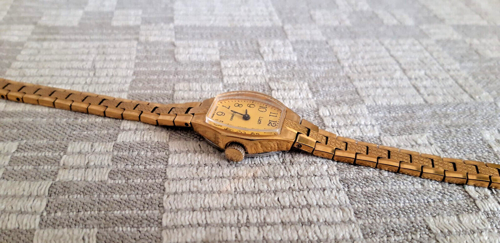 Watch Luch Women Mechanics Ussr Soviet vintage Unisex retro 1970s