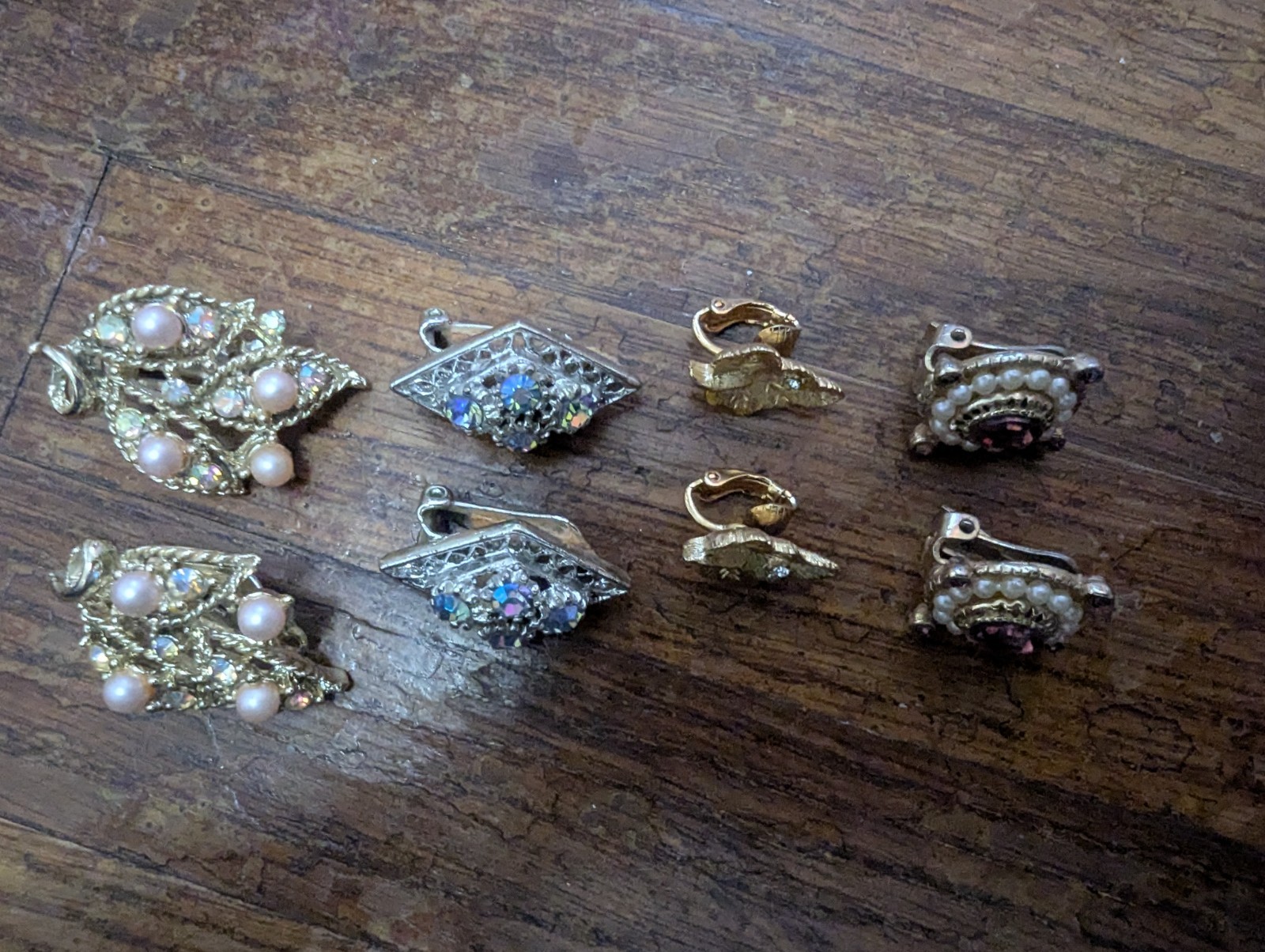 Vintage Mixed Lot Clip-On Earrings Rhinestone & Faux Pearl Mixed Metals (12)