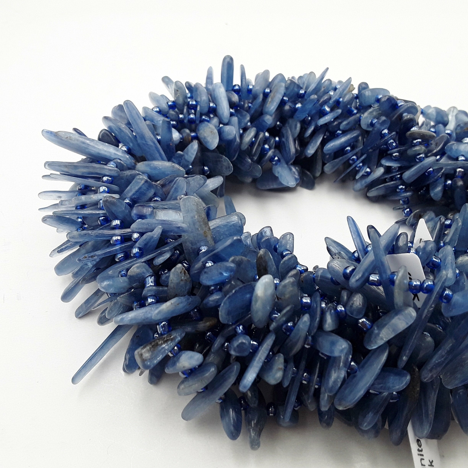 Kyanite Graduated Pebble Slice Stick Points Beads Approx 15-30mm 15.5″ Strand