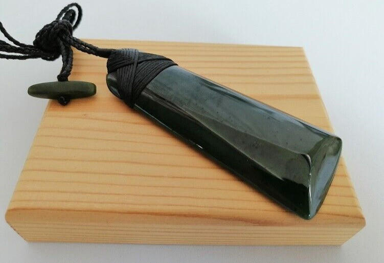 New zealand Jade greenstone Polished Toki Large pendant 85mm x 32mm (Unisex)