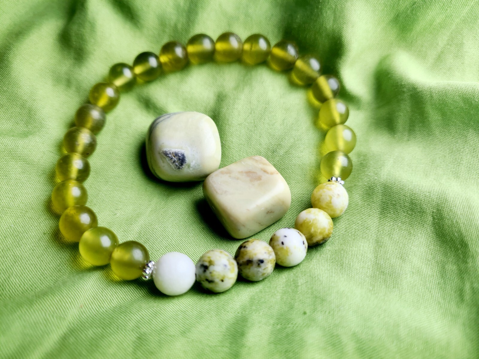 Serpentine Healing Bracelet: Energy unlocking, all chakras unlocked, balance