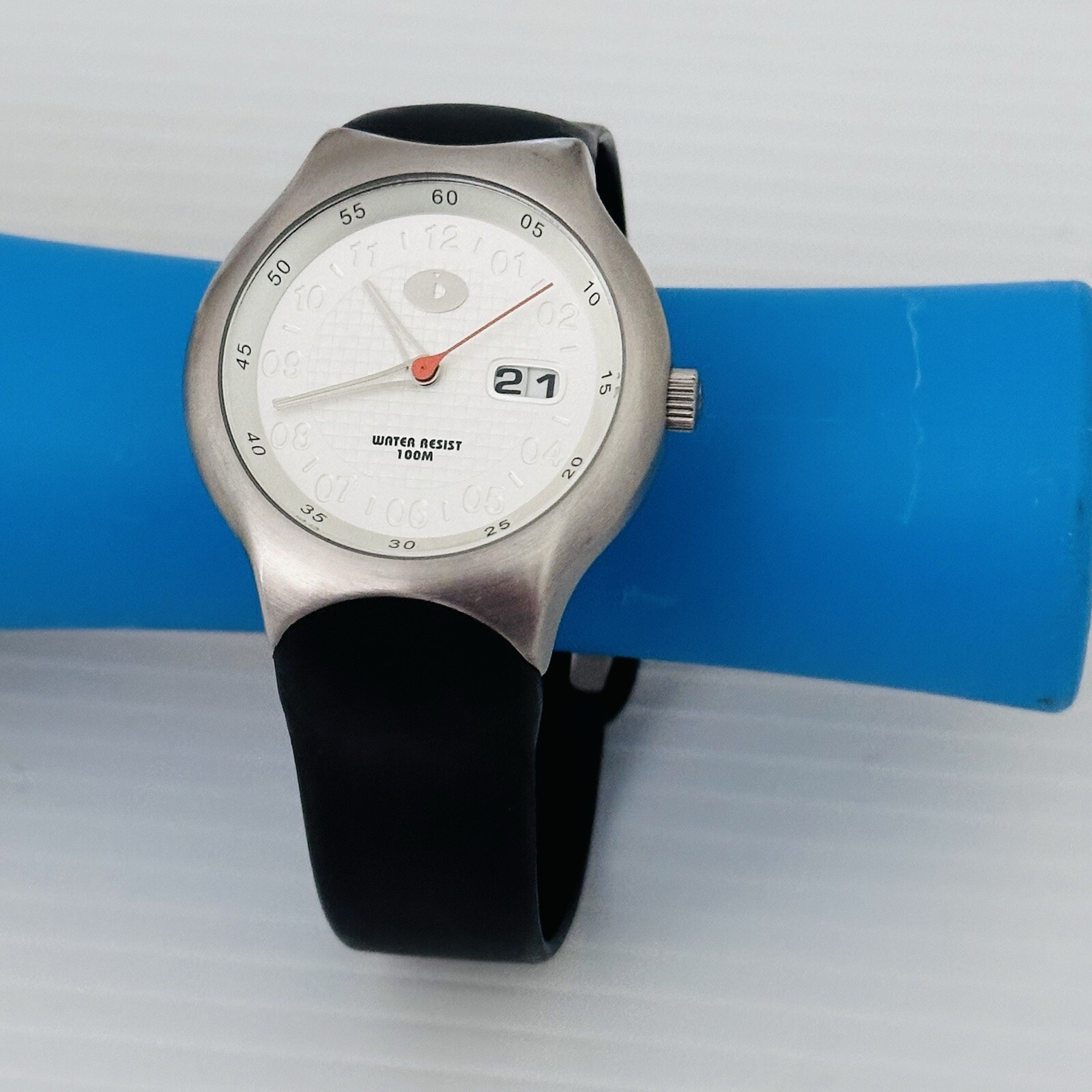 O.D.M Modest + Mens Vintage Y2K Wrist Watch – 100m Water Resist – Aus Postage