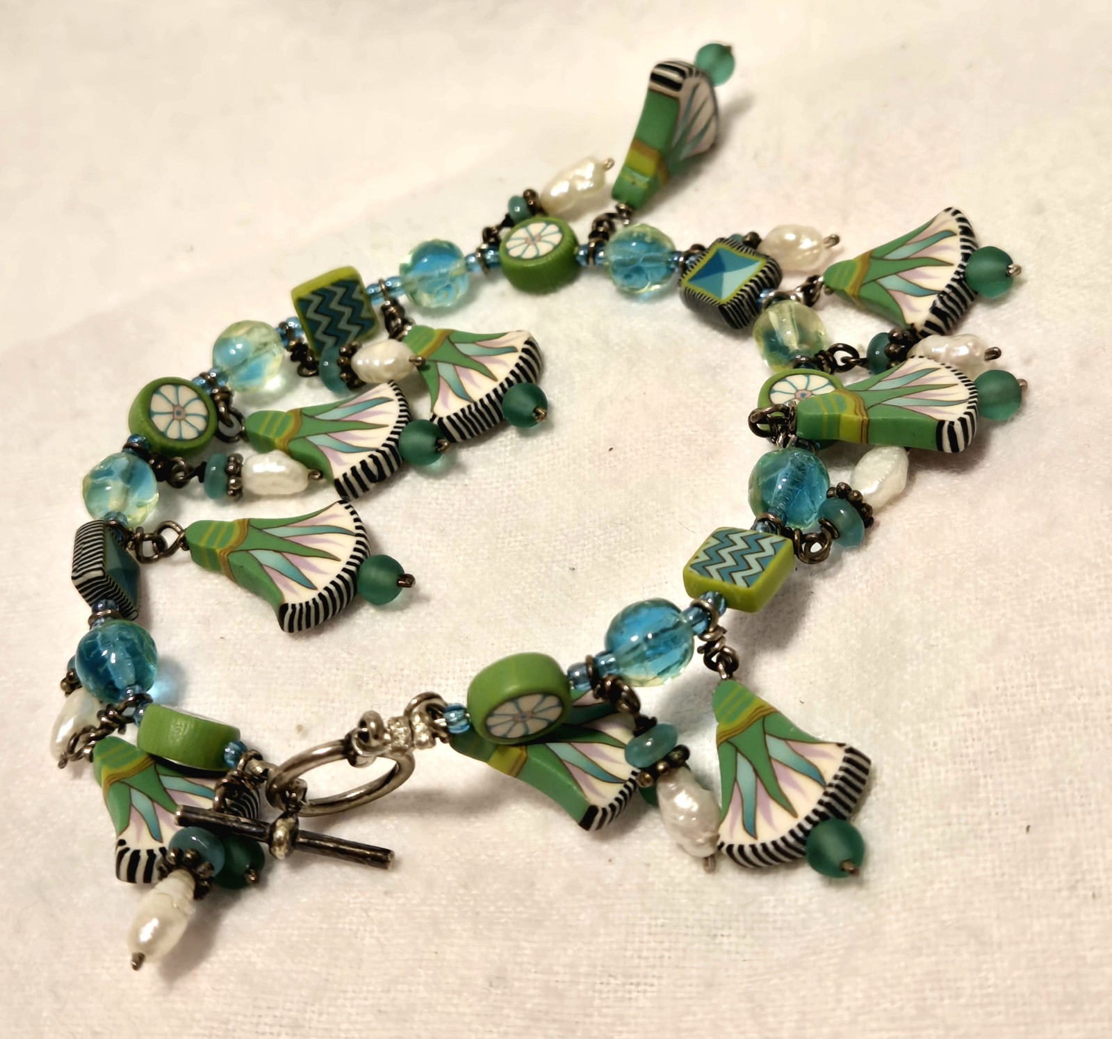 ​Designer Boho Chic Green Millefiori & Pearl Dangle Charm Toggle Bracelet