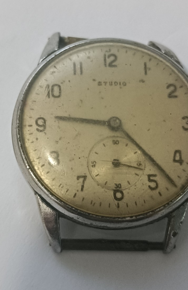 Antique old men wristwatch Studio fond acier inoxydable
