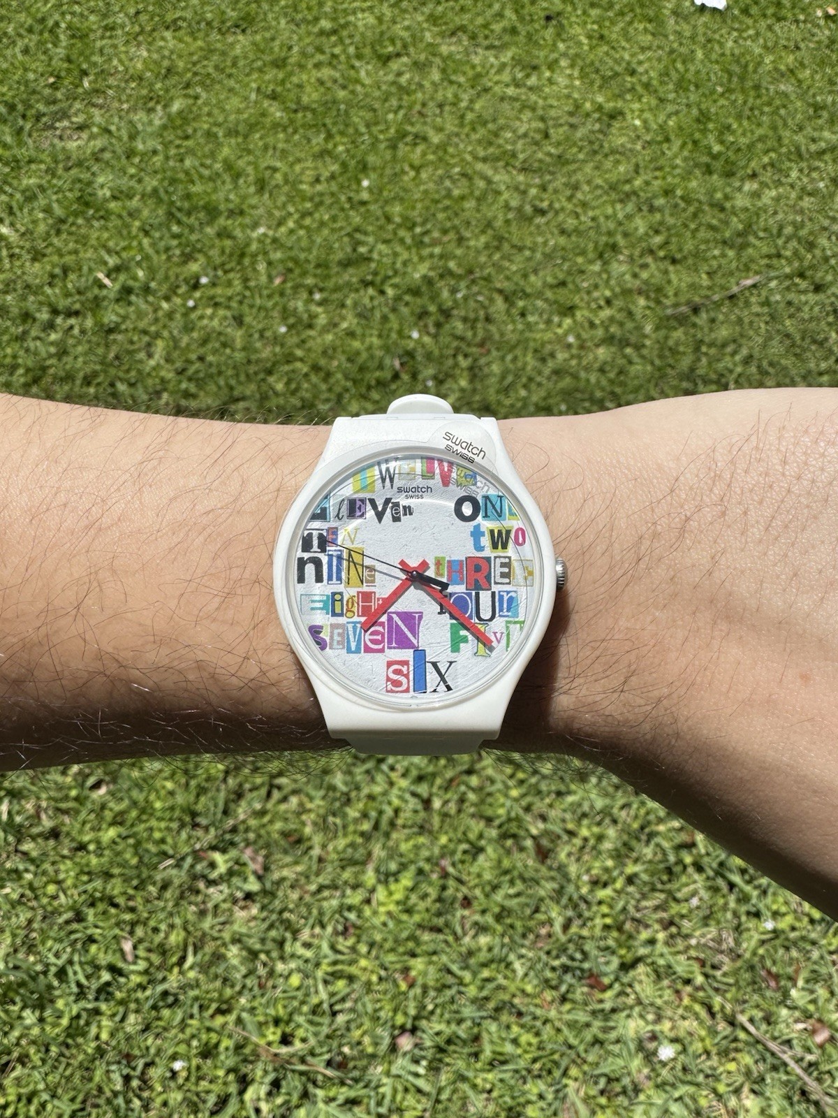 NEW🚨 Swatch MULTI COLLAGE SUOW132 41mm White Limited Edition Watch
