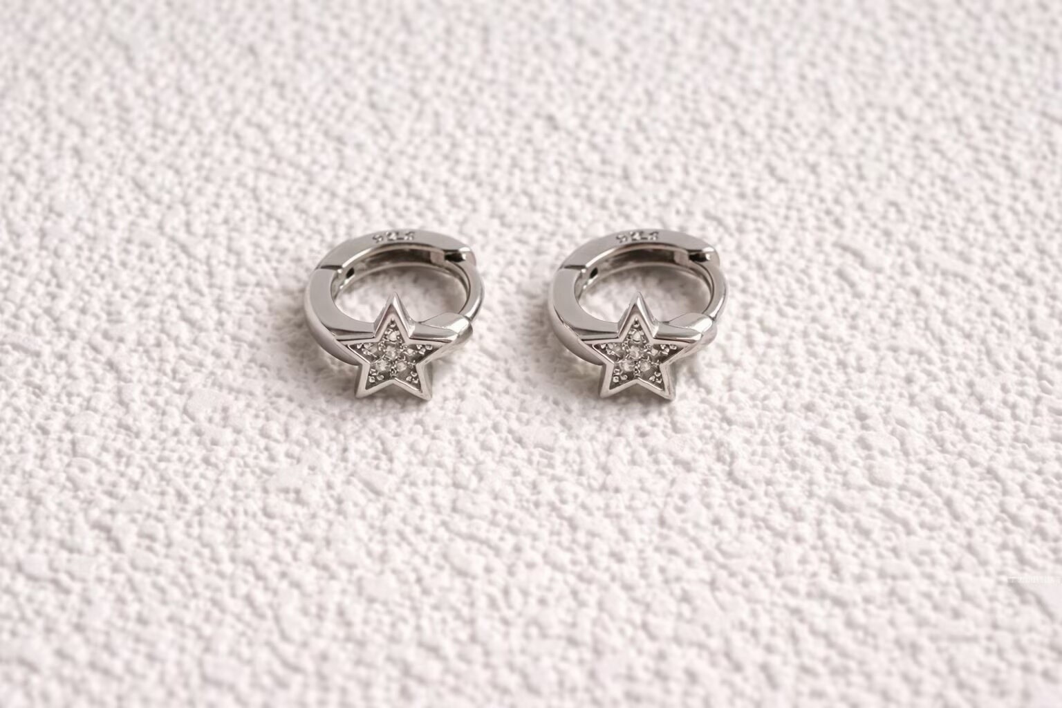 18K Gold Plated Star Huggie Hoop Earrings 9mm Small CZ Unisex Earrings 177