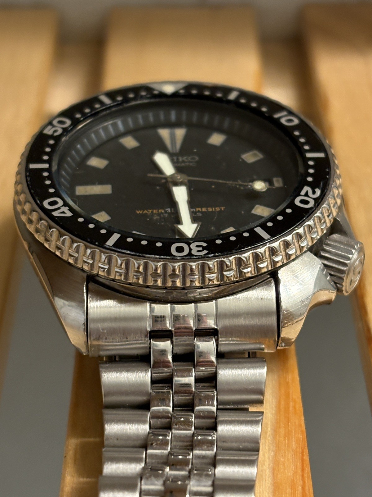 Seiko 7002 7009 Vintage Diver Watch Men 150m Y513 Quartz Conversion 42mm 1998