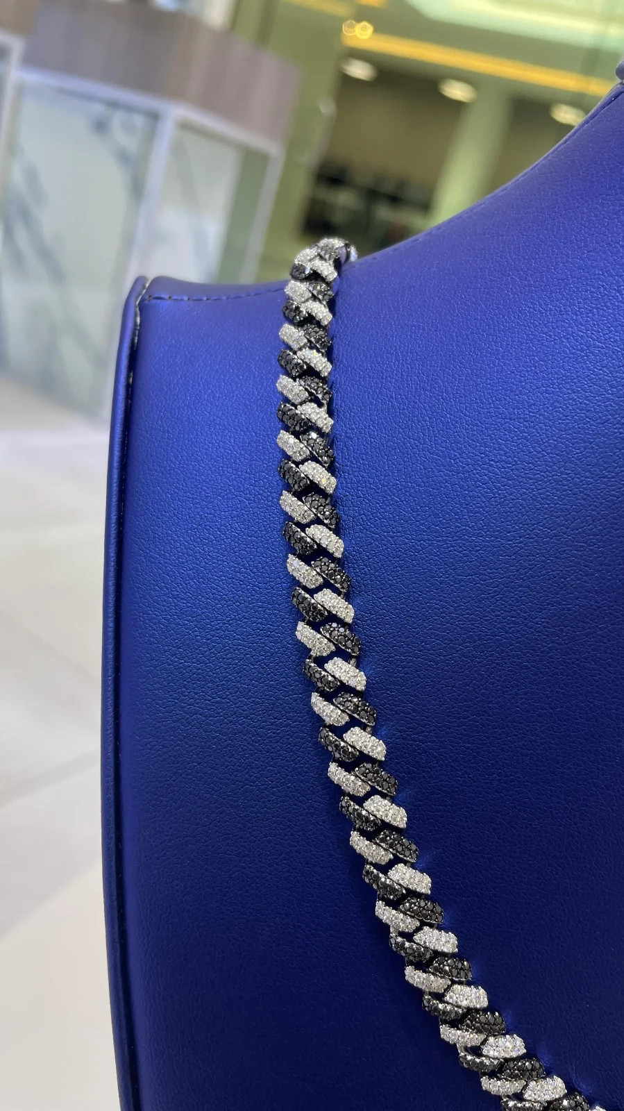 14Ct Black & White Lab Created Diamond Cuban 10mm Chain Necklace 14k Gold Plated