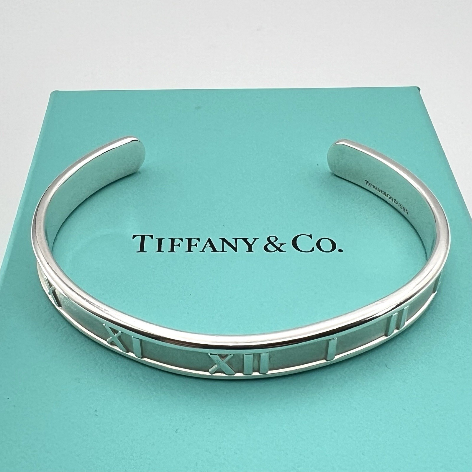 Tiffany & Co Atlas Cuff Bangle 925 Silver 16cm / 6.3in Vintage 1995 Pouch Box