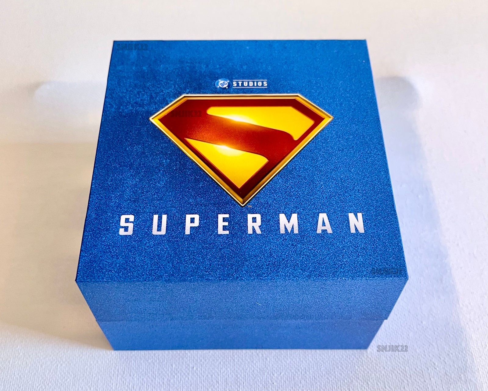 SUPERMAN DC Comics Accutime Collector’s Watch Gunmetal Finish 2025 (NEW IN BOX)