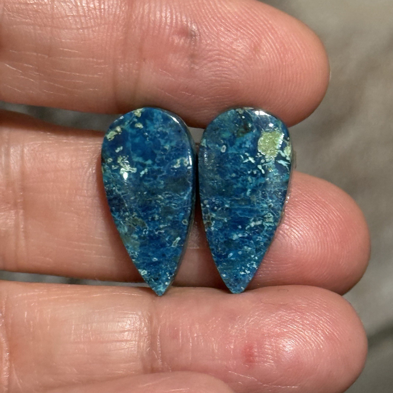 18.6ct 21.8c11x4.3mm Pair Of Rare Blue Shattuckite Teardrop Cabochons Gems