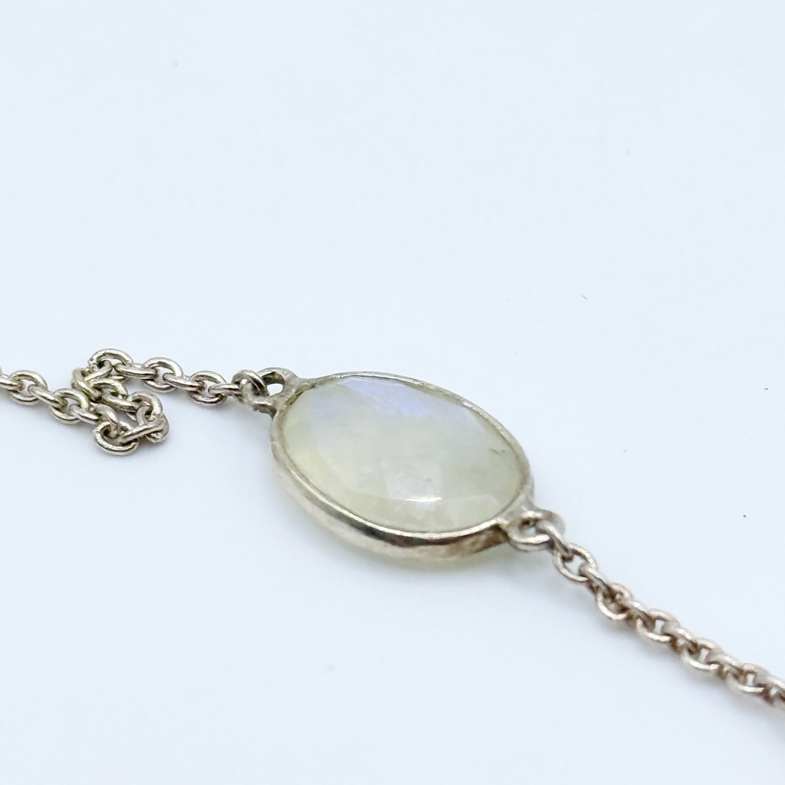 Retired Silpada Sterling Silver OVER THE MOON Moonstone Station Necklace N2914