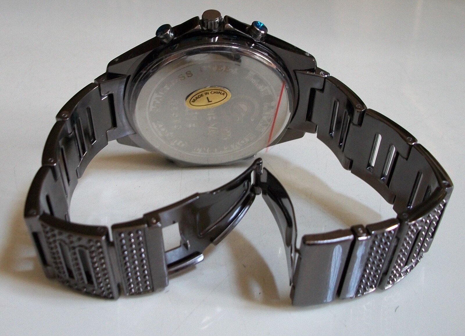 Men’s Bling Hematite Finish World Map Dial Dressy Casual Fashion Wrist watch