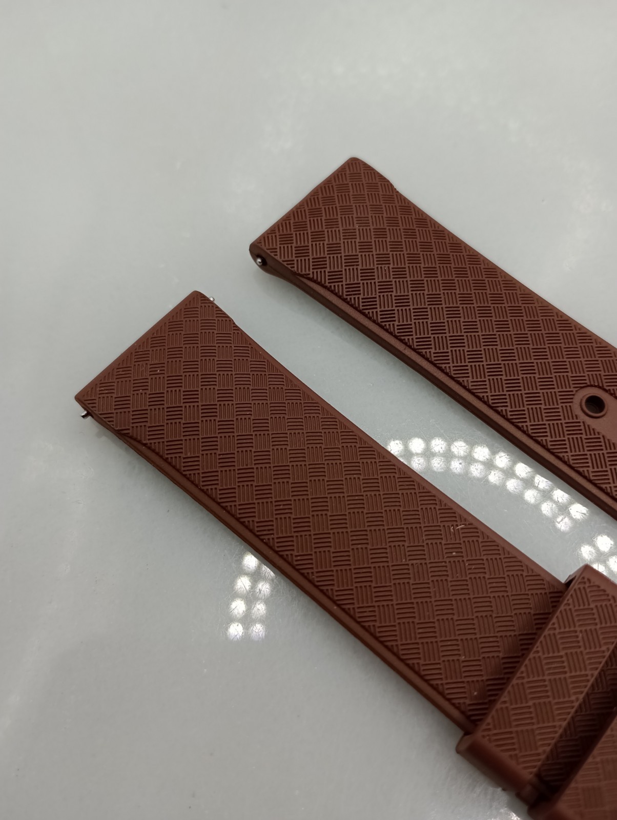 New 20mm Watchgecko Zuludiver HNBR Rubber Watch Strap Brown Quick Release 6B428