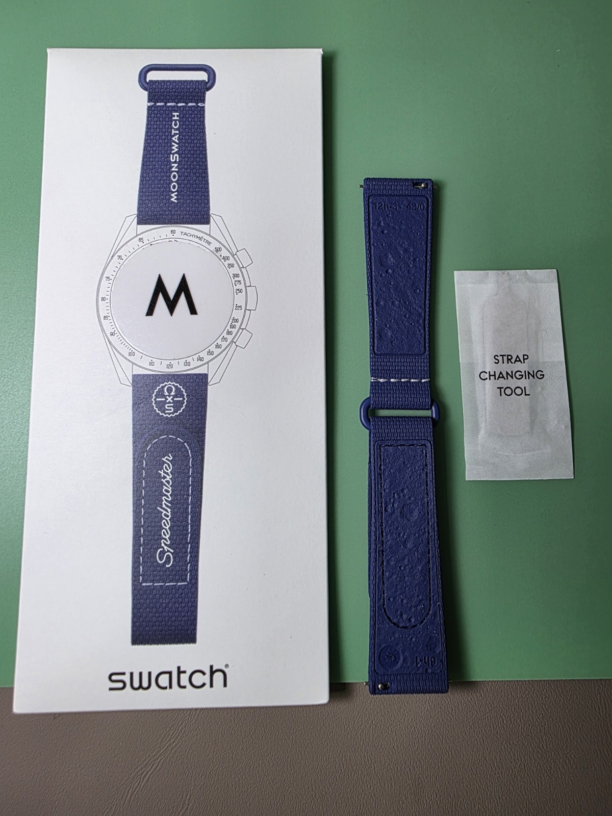 Omega X Swatch MOONSWATCH Strap NAVY DARK BLUE/BLUE RUBBER Sz M (6.1-6.7 inches)