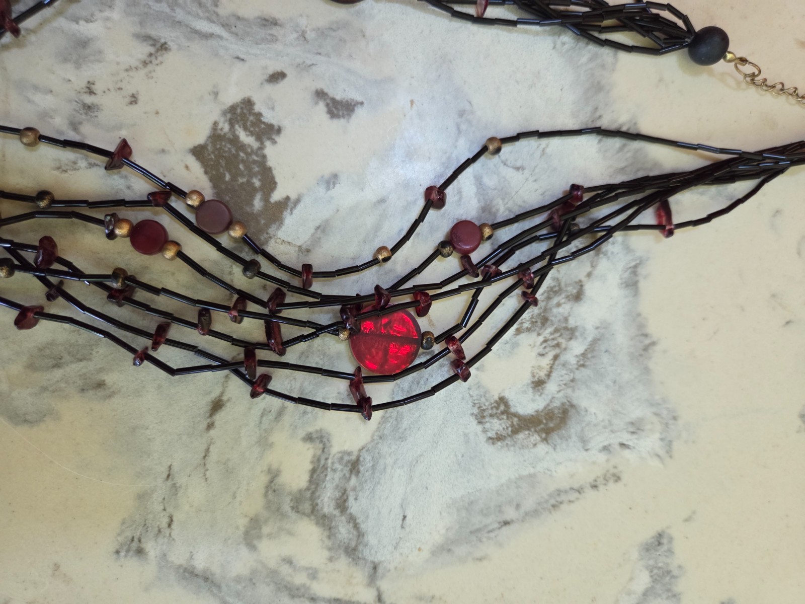 Pretty Black & Red string necklace