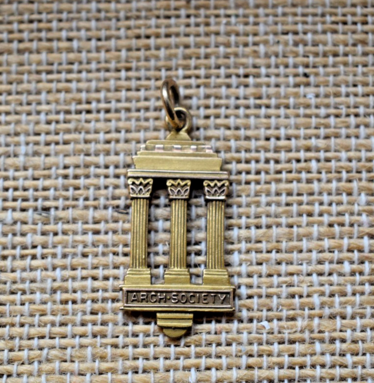 Arch Society Charm 1/5 10K Gold Filled Engraved MV Braddy 42 Columns Vintage