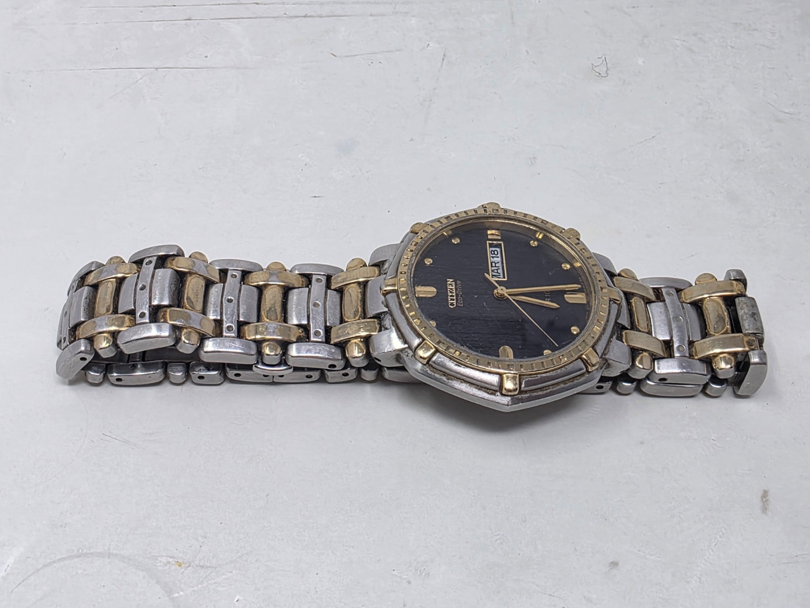 Citizen Eco-Drive 2 Tone Watch E101-S030528
