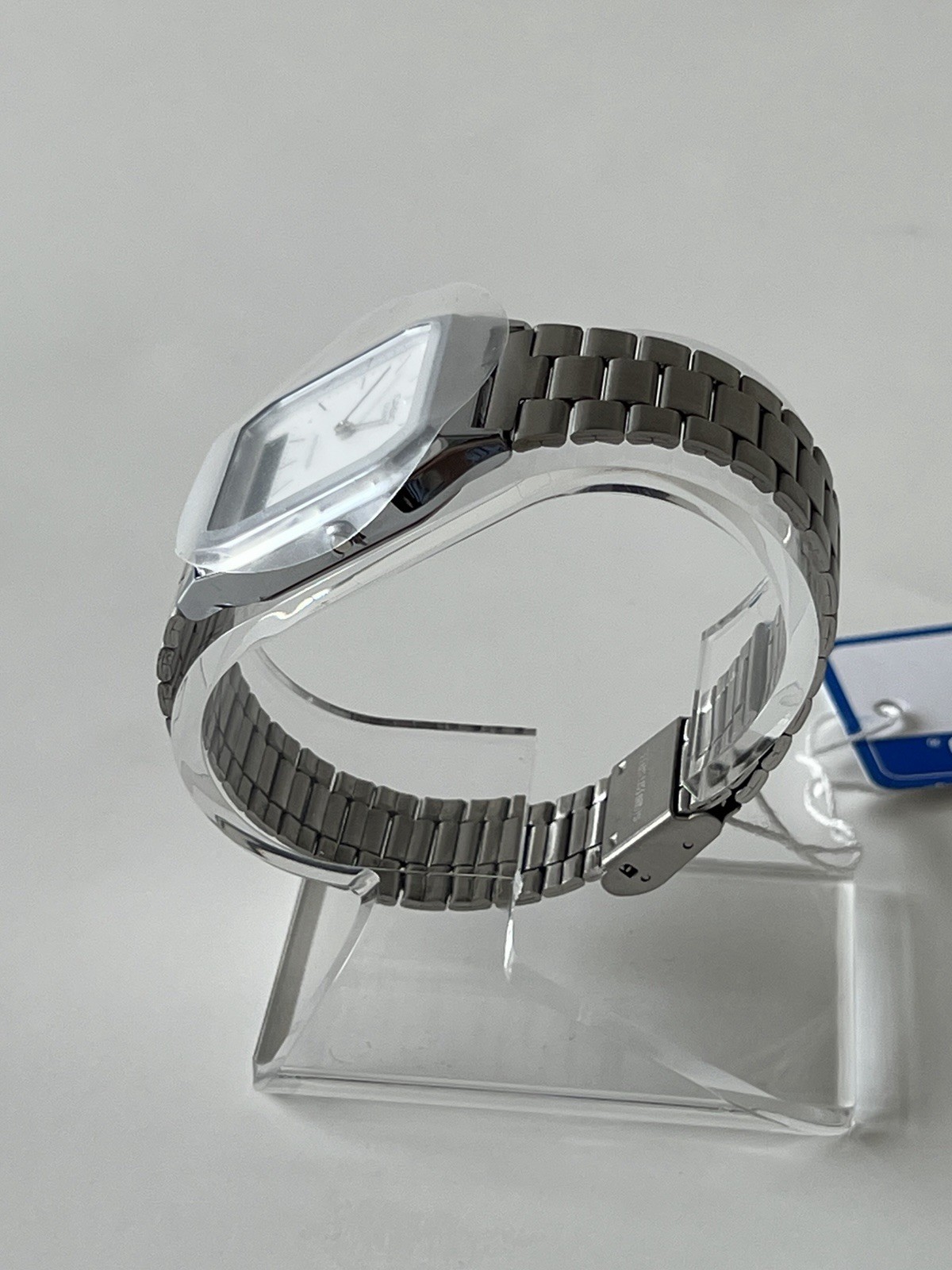 Casio AQ-230A-7DMQ Silver Resin Case with Silver Stainless Steel Band, Unisex…