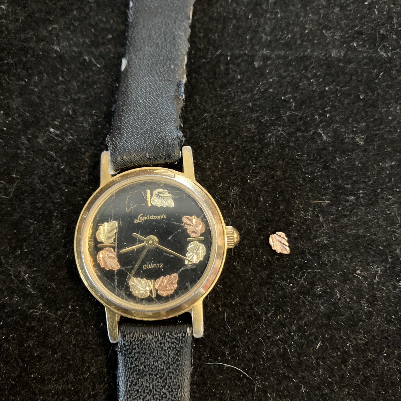 2 Ladies Lanstom’s Black Hills Gold Leaves & Seiko Lassale Watches Parts Only