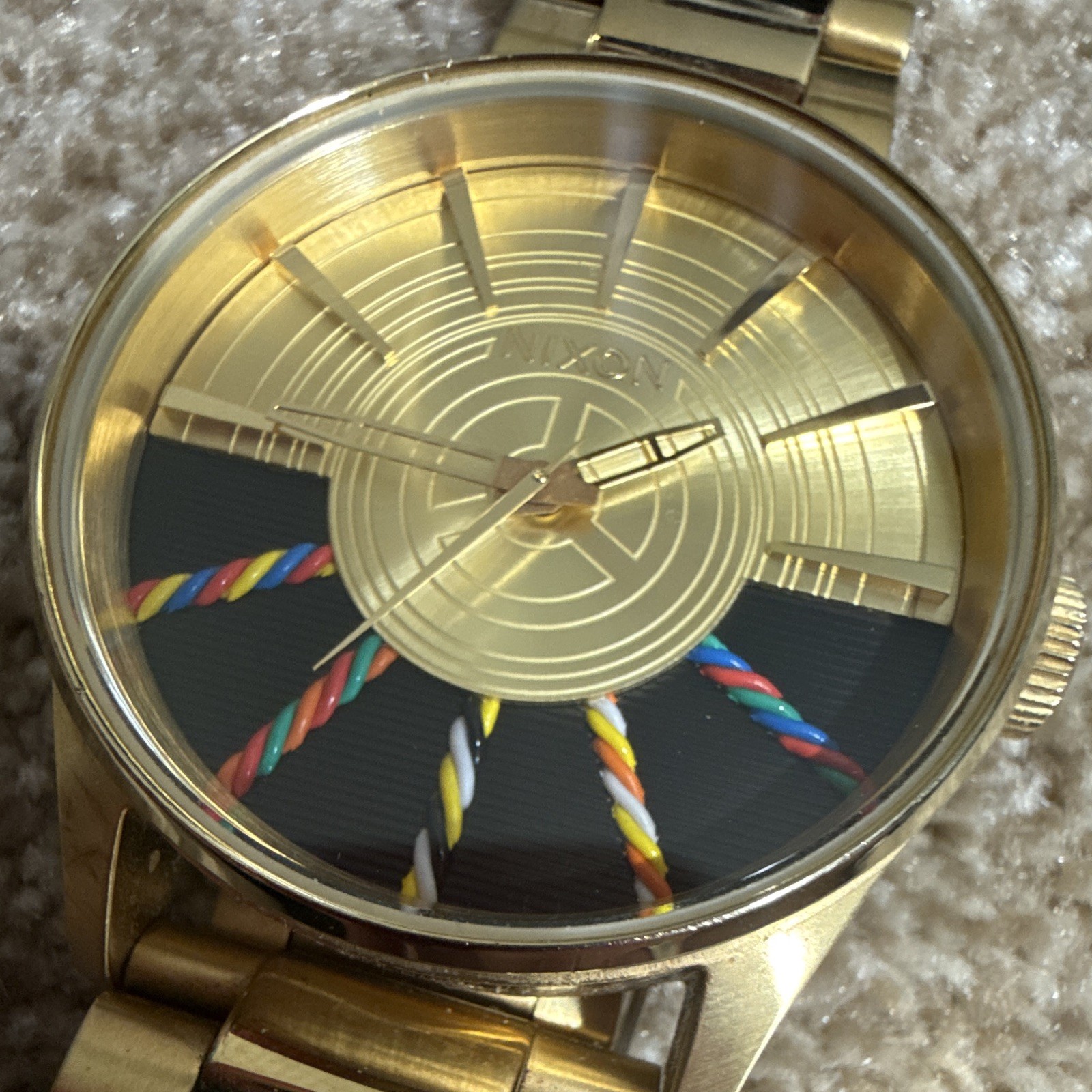 Nixon Star Wars The Sentry C-3PO Quartz Gold Tone SS Watch 42mm 100m Box