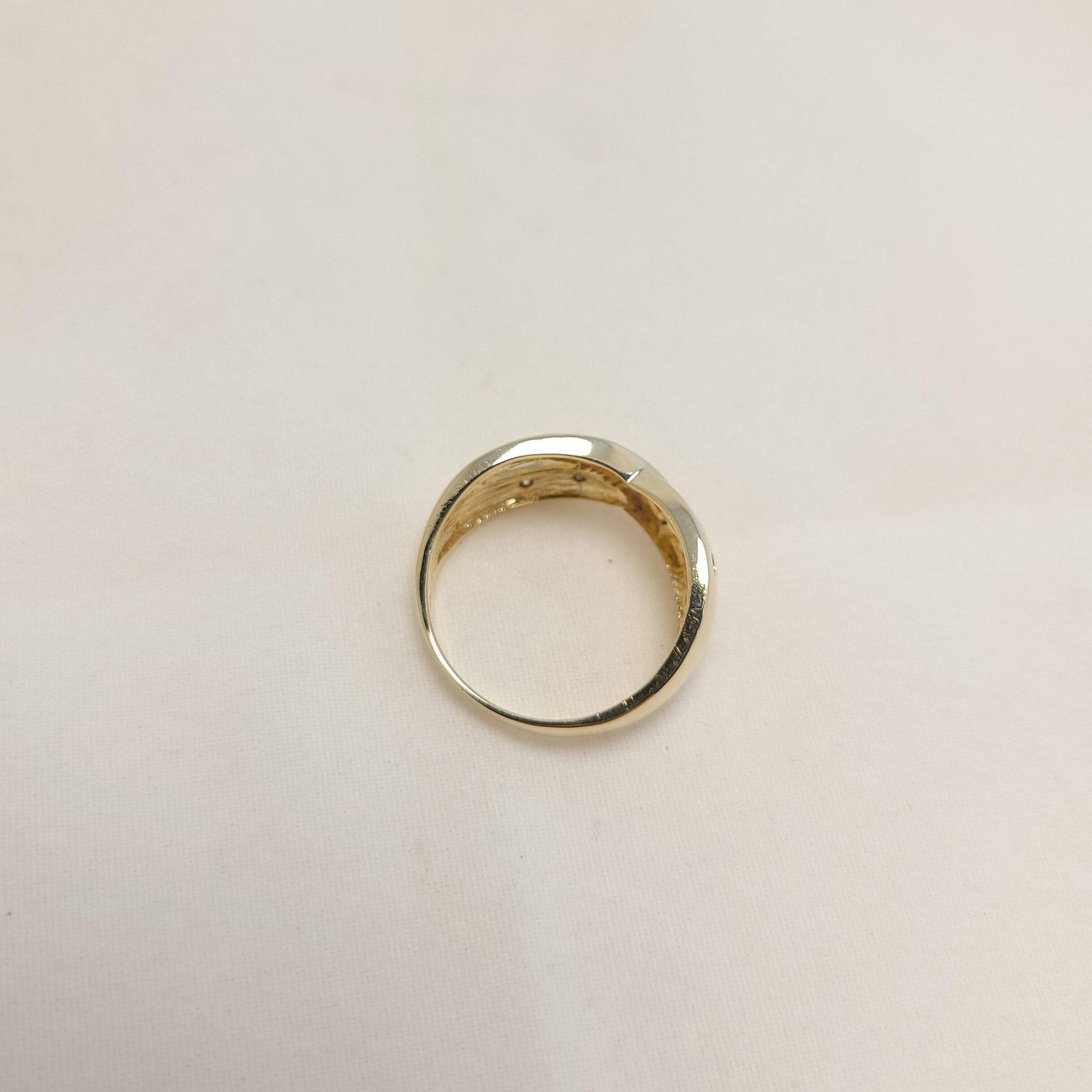 14K YG Greek Key Ring