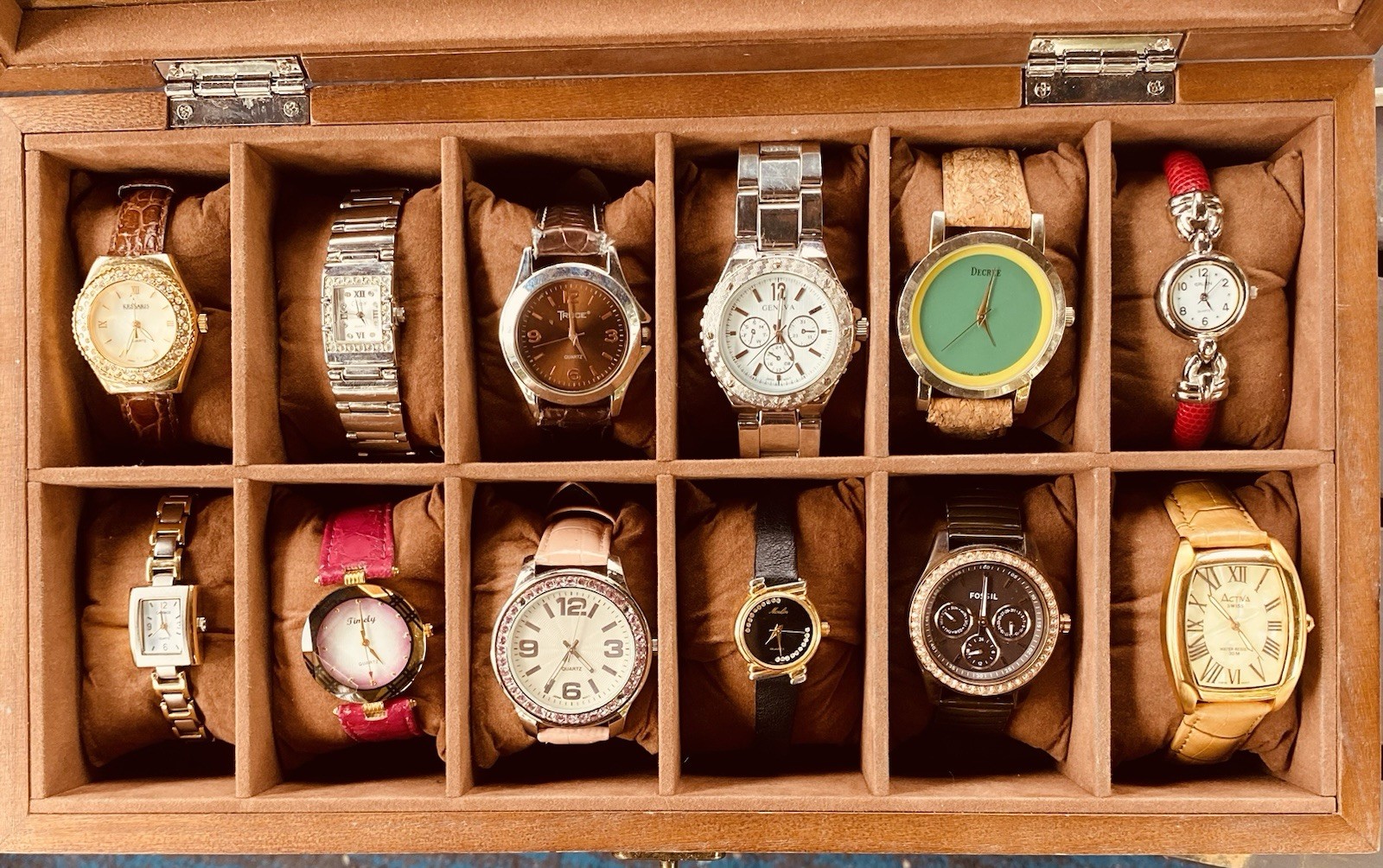 Women’s Watch Collection 12 Pieces – All Working
